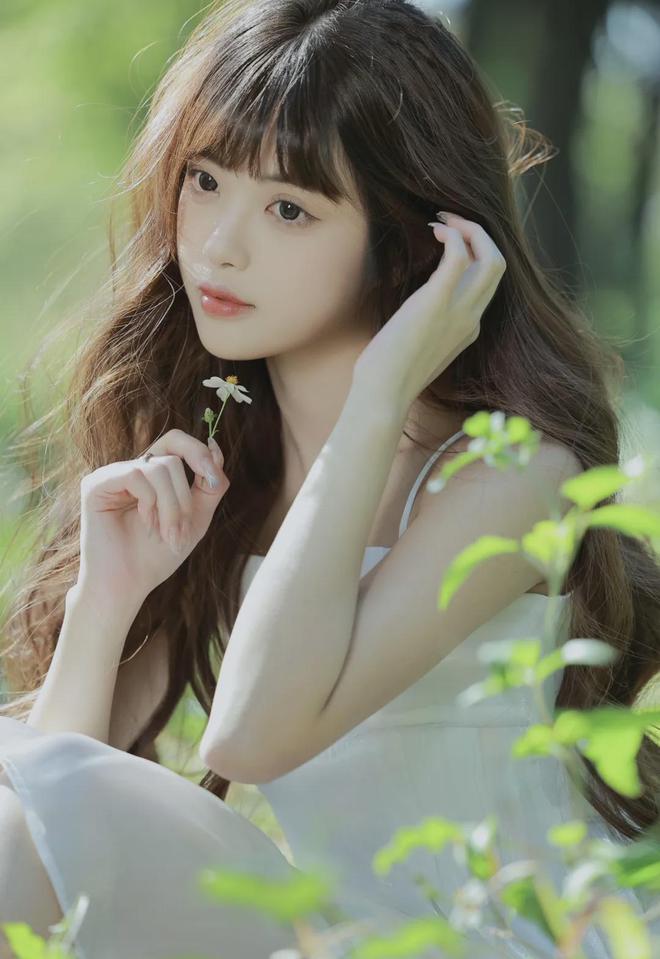 女生戴玩具去上学不能掉出来 - 女生戴玩